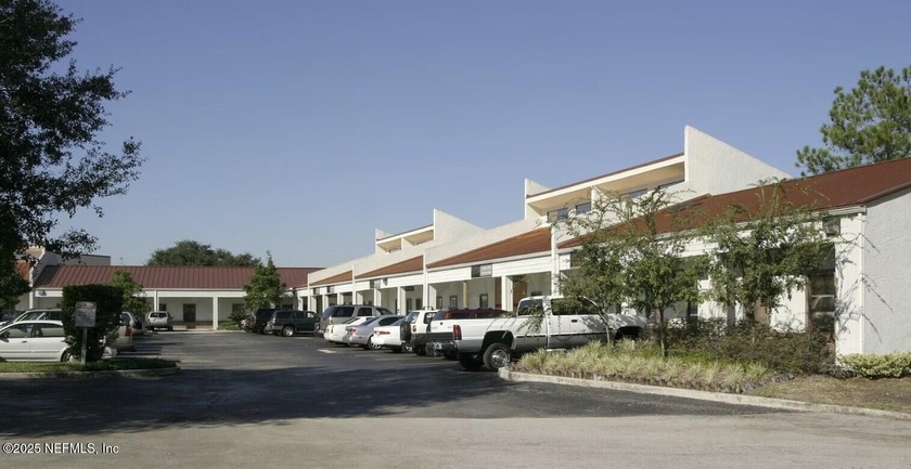 This office condo offers a polished, affordable space in a prime - Beach Condo for sale in Jacksonville, Florida on Beachhouse.com