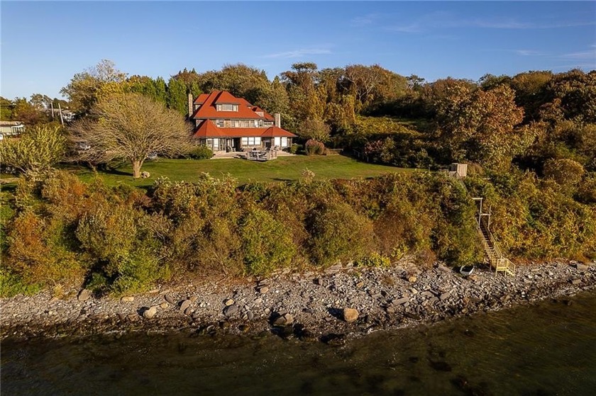 WATERFRONT MAGIC WITH STAIRS TO BEACH & MOORING. This - Beach Home for sale in Little Compton, Rhode Island on Beachhouse.com