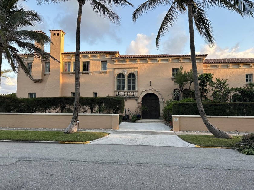 Rare Offering: ''Old Palm Beach'' Ocean Front Property. Addison - Beach Condo for sale in Palm Beach, Florida on Beachhouse.com