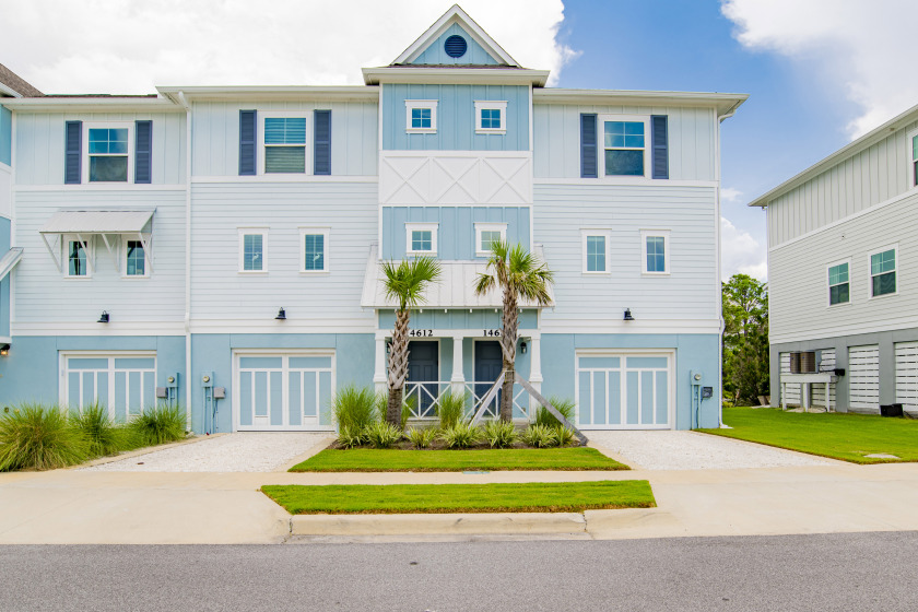Love The Luxe Life! This Beautiful Townhome Reflects The Lost - Beach Vacation Rentals in Pensacola, Florida on Beachhouse.com
