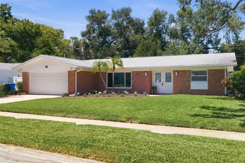 Under contract-accepting backup offers. ** MULTIPLE OFFERS - Beach Home for sale in St. Petersburg, Florida on Beachhouse.com