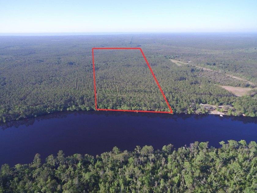 Looking for a place on the river without neighbors right be side - Beach Acreage for sale in Sopchoppy, Florida on Beachhouse.com