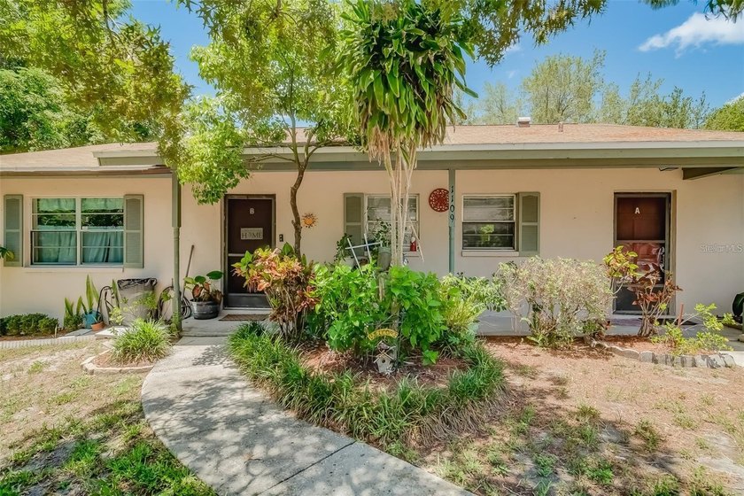 Welcome to 1109 E Rohe Street, Tarpon Springs, FL, an excellent - Beach Townhome/Townhouse for sale in Tarpon Springs, Florida on Beachhouse.com