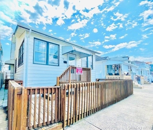 Updated Pictures! Move In Ready! Location! Location! Location! - Beach Home for sale in Long Beach, New York on Beachhouse.com