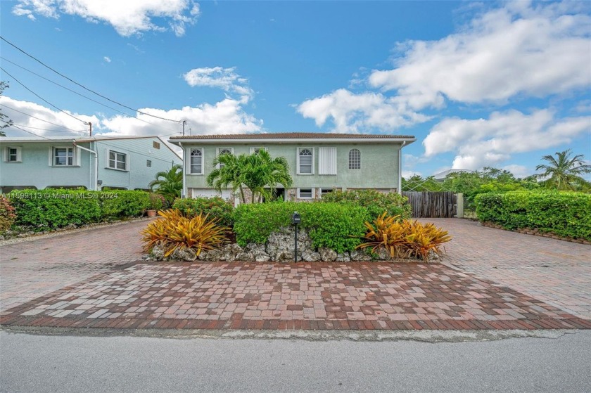 This gem is perfect for boaters and someone with a vision to - Beach Home for sale in Marathon, Florida on Beachhouse.com