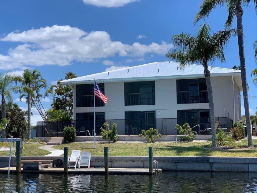 Under contract-accepting backup offers. Fantastic Waterfront - Beach Townhome/Townhouse for sale in Punta Gorda, Florida on Beachhouse.com