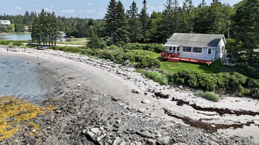 Discover the charm of this classic Maine year-round beach - Beach Home for sale in Addison, Maine on Beachhouse.com