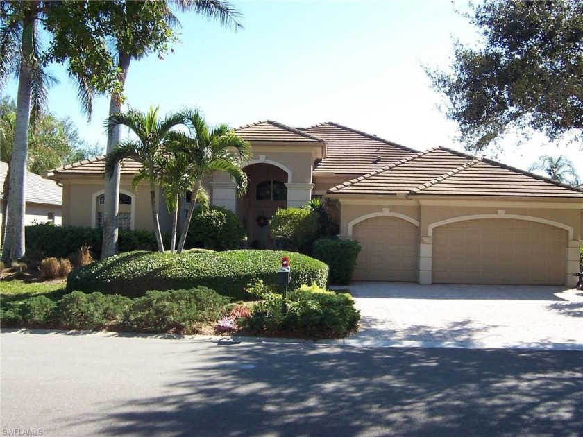 Amazing lake views the minute you step inside. The tranquility - Beach Home for sale in Bonita Springs, Florida on Beachhouse.com