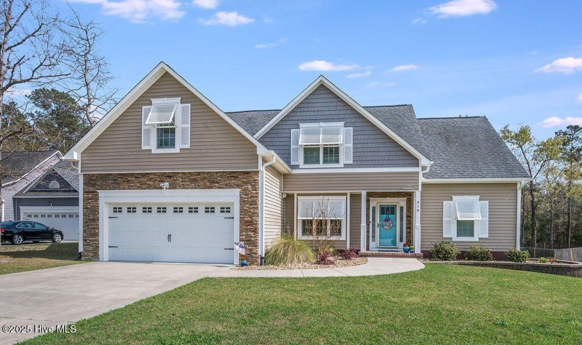 The home you've been dreaming of is finally here! Perfectly - Beach Home for sale in Swansboro, North Carolina on Beachhouse.com
