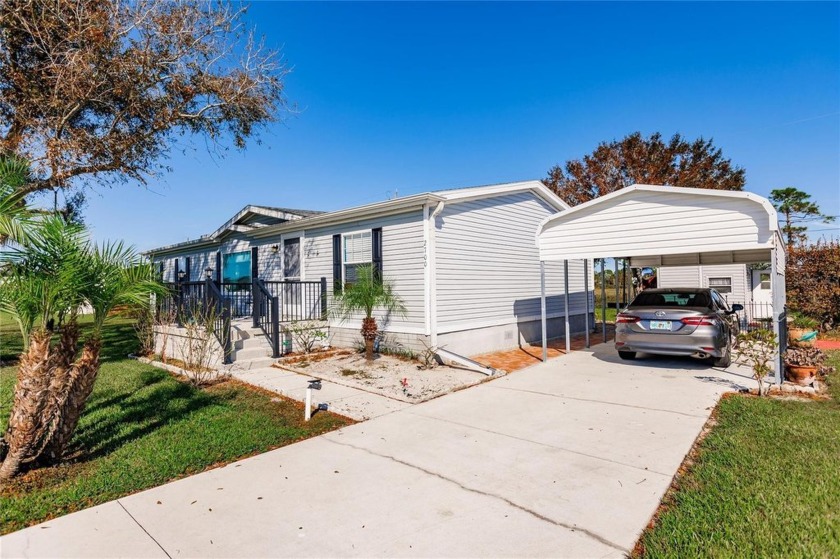 This 3 bedroom, 2 bath home is situated on over a third of an - Beach Home for sale in Punta Gorda, Florida on Beachhouse.com