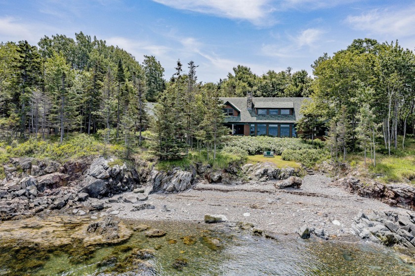 Welcome to Sea Mist, an oceanfront shingle-style home nestled in - Beach Home for sale in Owls Head, Maine on Beachhouse.com