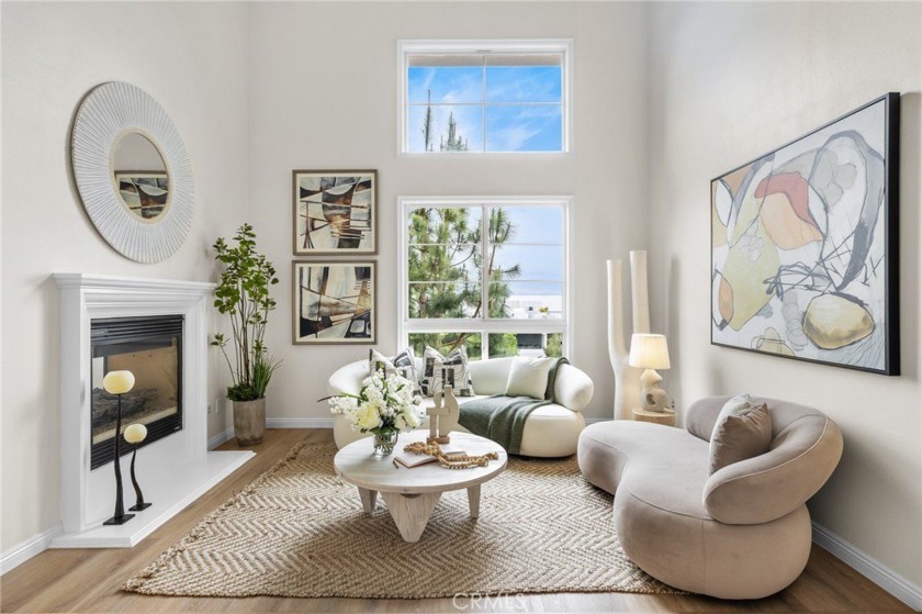 Welcome to the exquisite top-floor corner unit boasts three - Beach Condo for sale in Playa Vista, California on Beachhouse.com