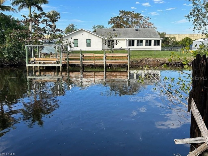 Waterfront Oasis with Manatee Views - Perfect for Home or - Beach Home for sale in Fort Myers, Florida on Beachhouse.com