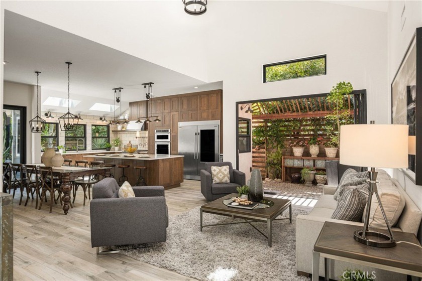 Welcome to the hidden masterpiece of Mission Viejo, a - Beach Home for sale in Mission Viejo, California on Beachhouse.com