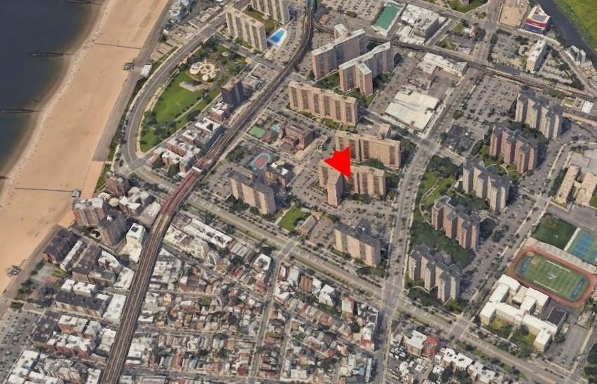 New to the market! A nice, cosy, quiet two-bedroom apartment in - Beach Other for sale in Brooklyn, New York on Beachhouse.com