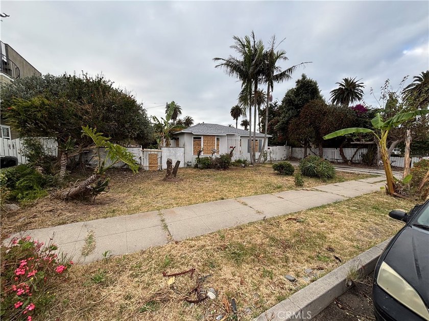 Located in the highly desirable Palisades area of San Pedro - Beach Home for sale in San Pedro, California on Beachhouse.com