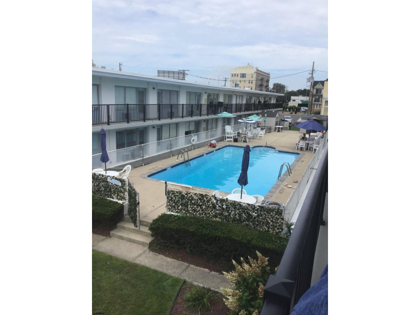 Thi beautiful 2nd floor condo has everything you could possibly - Beach Condo for sale in Atlantic City, New Jersey on Beachhouse.com