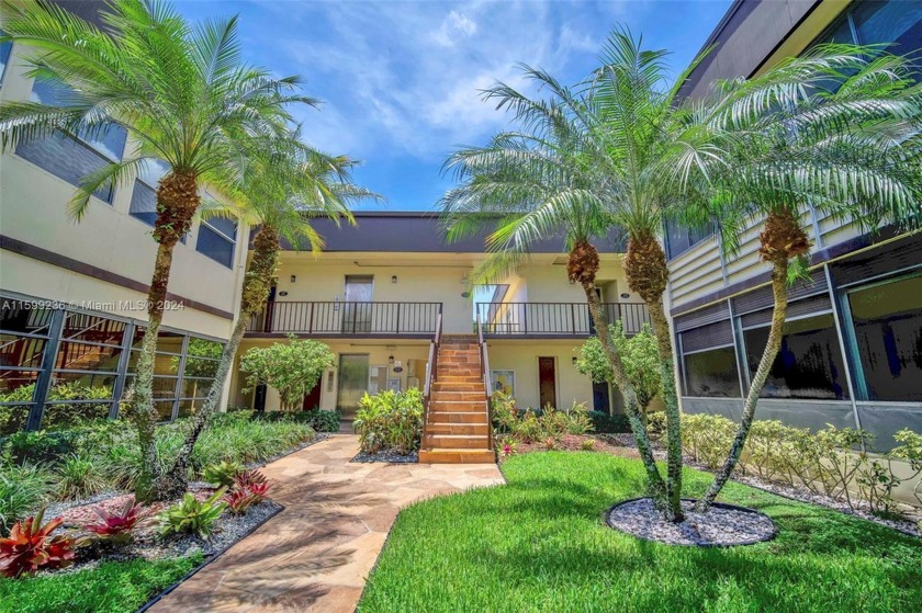 Move in Ready Beautiful 1 Bedroom, 1.5 Bathroom first floor - Beach Condo for sale in Delray Beach, Florida on Beachhouse.com