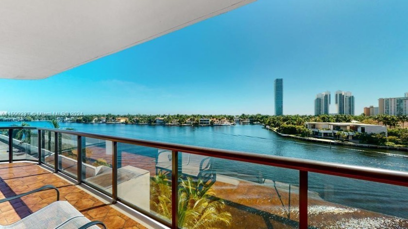 Gorgeous 3 Bedroom 2 Bathroom Corner unit. Amazing Intracoastal - Beach Condo for sale in Aventura, Florida on Beachhouse.com