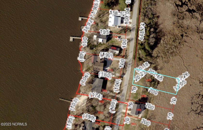 Excellent Homesite with water views. Water access to Neuse River - Beach Lot for sale in New Bern, North Carolina on Beachhouse.com
