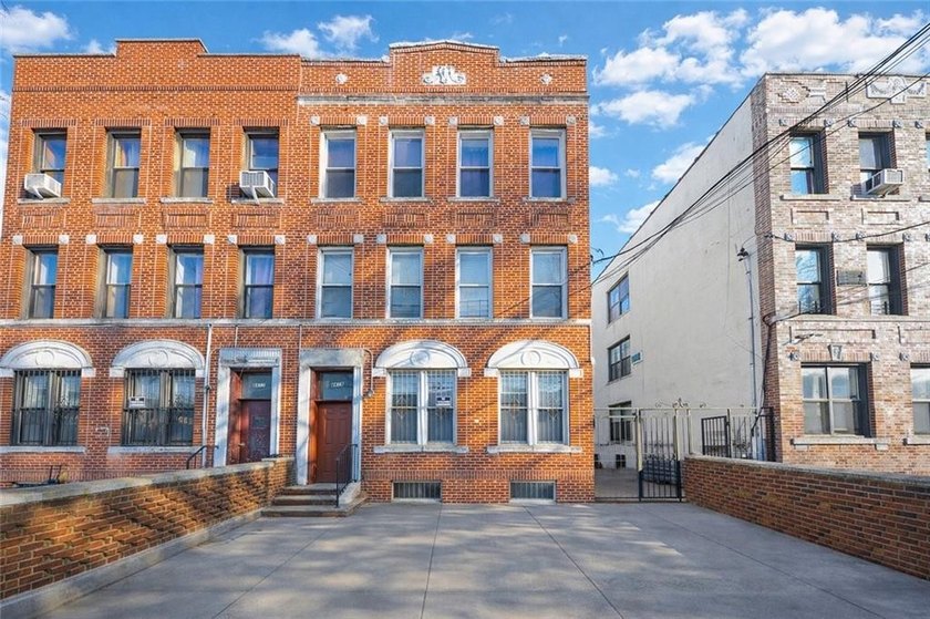 Rare-find semi-detached 6-family brick building with a private - Beach Home for sale in Brooklyn, New York on Beachhouse.com