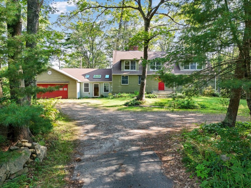 Incredibly spacious home with fantastic location and attractive - Beach Home for sale in Phippsburg, Maine on Beachhouse.com