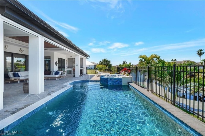 Stunning Western Exposure Waterfront Gulf Access Pool home - Beach Home for sale in Cape Coral, Florida on Beachhouse.com