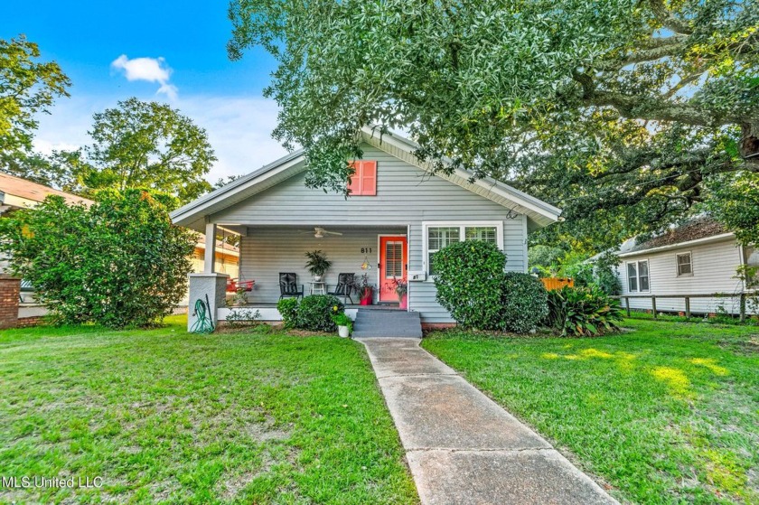 BEACH BUNGALOW ALERT! Just a short walk to the beach.  NO-FLOOD - Beach Home for sale in Gulfport, Mississippi on Beachhouse.com