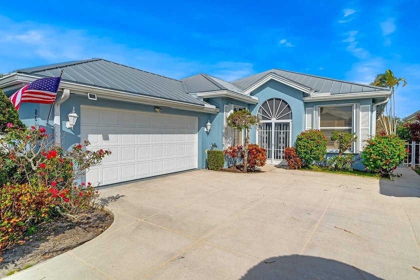 Absolutely Beautiful & stylish LAKEFRONT Divosta built home - Beach Home for sale in Palm City, Florida on Beachhouse.com