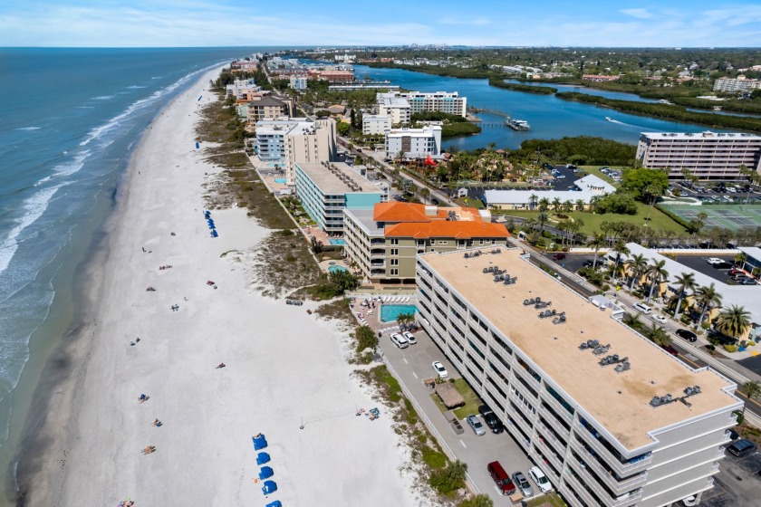 Sea Gate Condominium - Beach Vacation Rentals in Indian Shores, Florida on Beachhouse.com