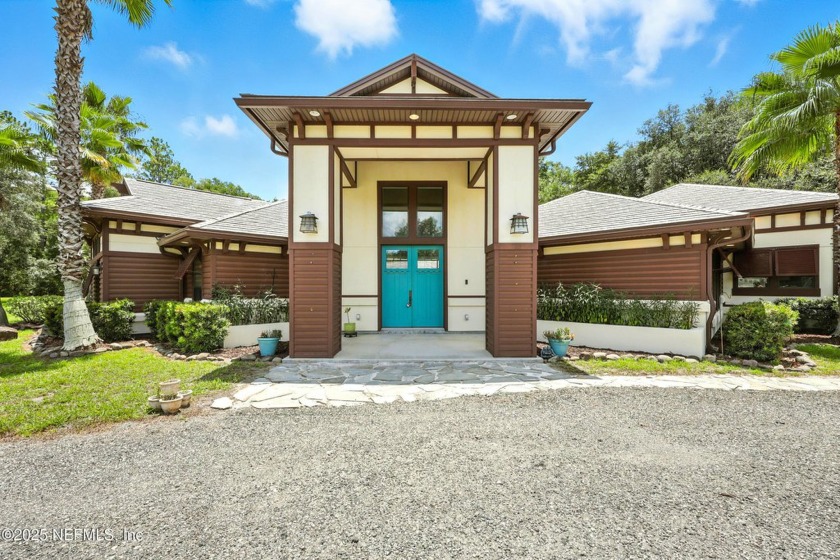 As Seen on Extreme Makeover: Home Edition: Luxury Acreage Living - Beach Home for sale in Middleburg, Florida on Beachhouse.com