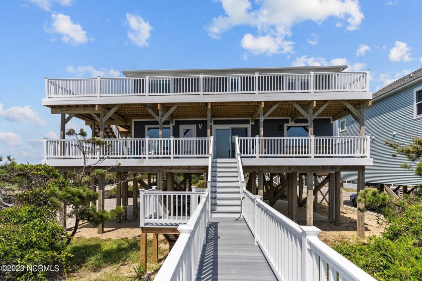Looking to own an oceanfront paradise? This renovated home - Beach Home for sale in Oak Island, North Carolina on Beachhouse.com