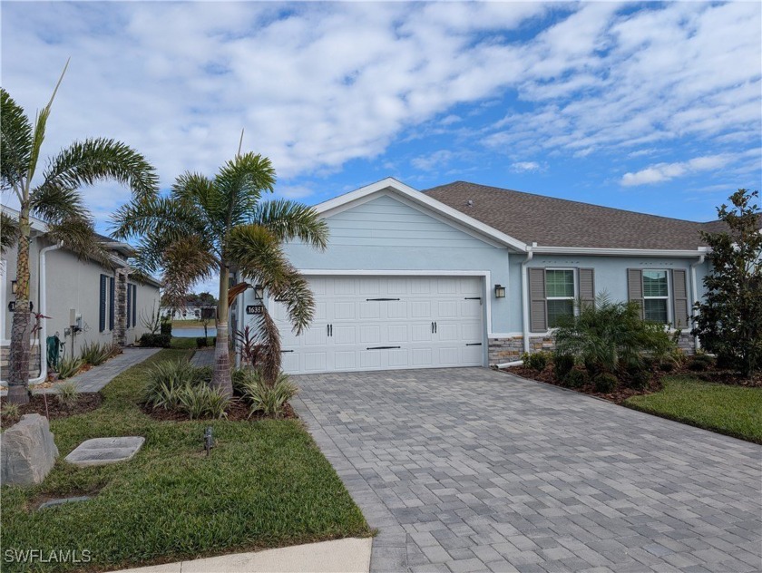 Turnkey villa shows like a model. Beautifully finished villa in - Beach Home for sale in Port Charlotte, Florida on Beachhouse.com