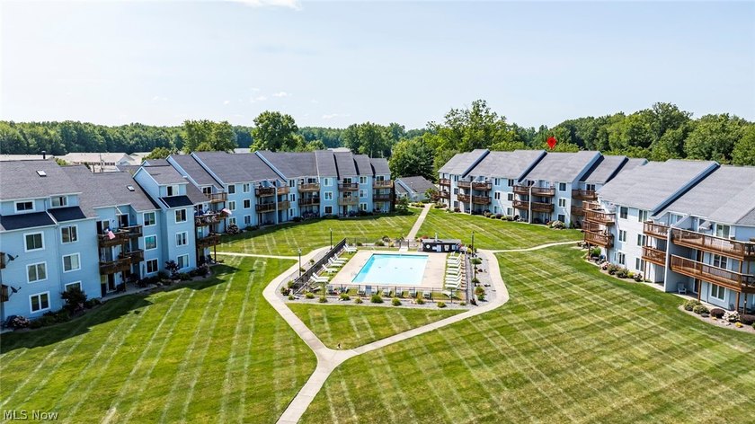 Spectacular Lake Erie Waterfront Condo featuring the most - Beach Condo for sale in Ashtabula, Ohio on Beachhouse.com