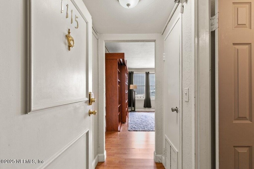 Downtown is booming! Gorgeous condo and it comes fully furnished - Beach Condo for sale in Jacksonville, Florida on Beachhouse.com