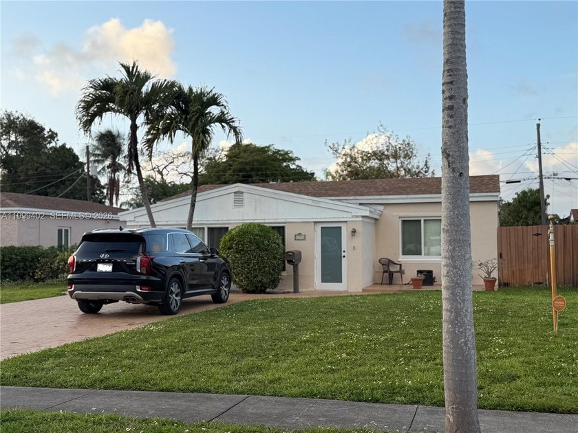 Exceptional opportunity in a prime North Miami Beach location! - Beach Home for sale in North Miami Beach, Florida on Beachhouse.com
