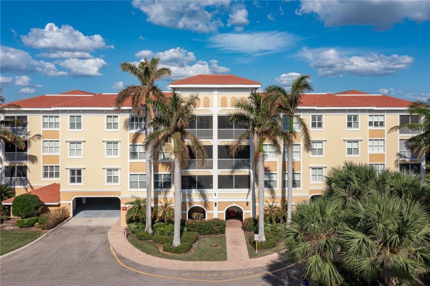 TURNKEY CONDO AT FOUNTAIN COURT IN PGI W/RESORT-LIKE LIVING - - Beach Condo for sale in Punta Gorda, Florida on Beachhouse.com