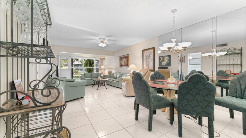 Many upgrades in this lovely 1st floor (no steps) corner unit - Beach Condo for sale in Delray Beach, Florida on Beachhouse.com