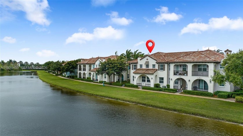 Beautifully updated 3-bedroom, 3-bath home in a desirable gated - Beach Townhome/Townhouse for sale in Cooper City, Florida on Beachhouse.com