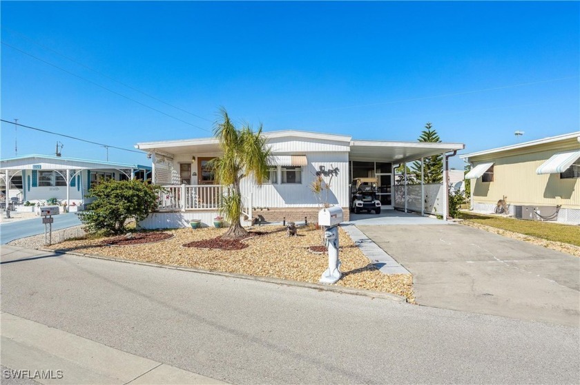 Welcome to your new home in Carriage Village! This charming - Beach Home for sale in North Fort Myers, Florida on Beachhouse.com