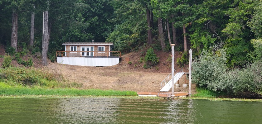 Lakefront home with huge private swim lagoon. - Beach Home for sale in Lakeside, Oregon on Beachhouse.com