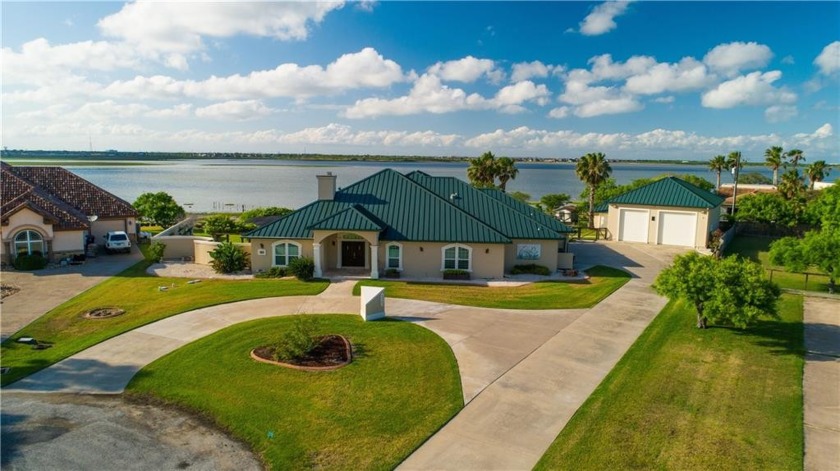 Beautiful home on one acre waterfront lot facing Oso Bay - Beach Home for sale in Corpus Christi, Texas on Beachhouse.com