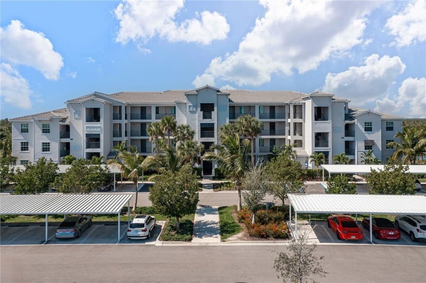 LAKEFRONT CONDO W/**GOLF MEMBERSHIP** ON FIRST FLOOR IN - Beach Condo for sale in Punta Gorda, Florida on Beachhouse.com