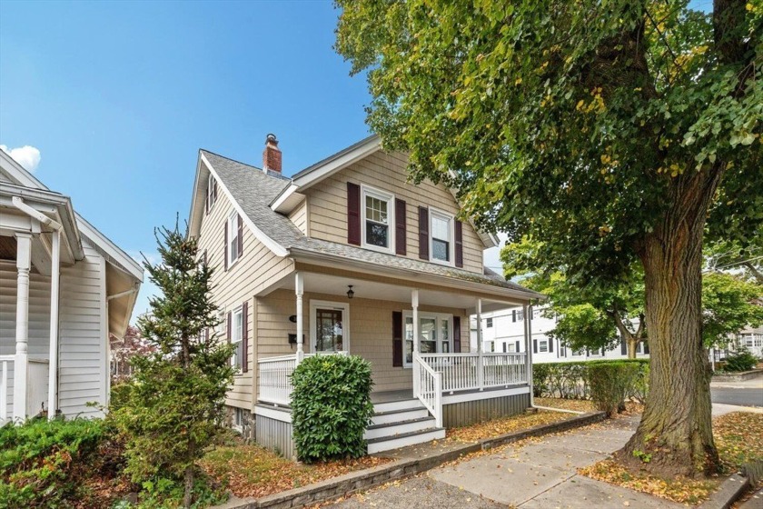 East Lynn: 7 Rm. 4 bedroom Colonial which has been lovingly - Beach Home for sale in Lynn, Massachusetts on Beachhouse.com