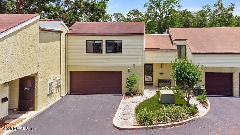 Exceptional Value! Renovated 3BR/2.5BA Condo with Garage, Patio - Beach Condo for sale in Jacksonville, Florida on Beachhouse.com