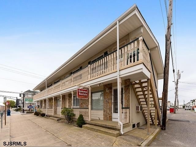 Beautiful one bed, one bathroom studio apartment just steps away - Beach Condo for sale in Ocean City, New Jersey on Beachhouse.com