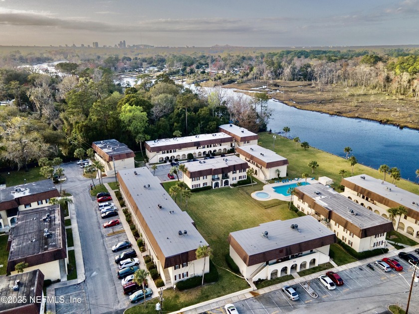 Fantastic fully renovated condo on Pottsburg Creek near San - Beach Condo for sale in Jacksonville, Florida on Beachhouse.com