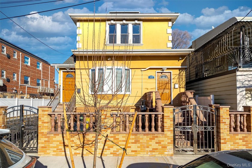 Welcome to this Beautiful very well kept fully renovated large 2 - Beach Home for sale in Bronx, New York on Beachhouse.com