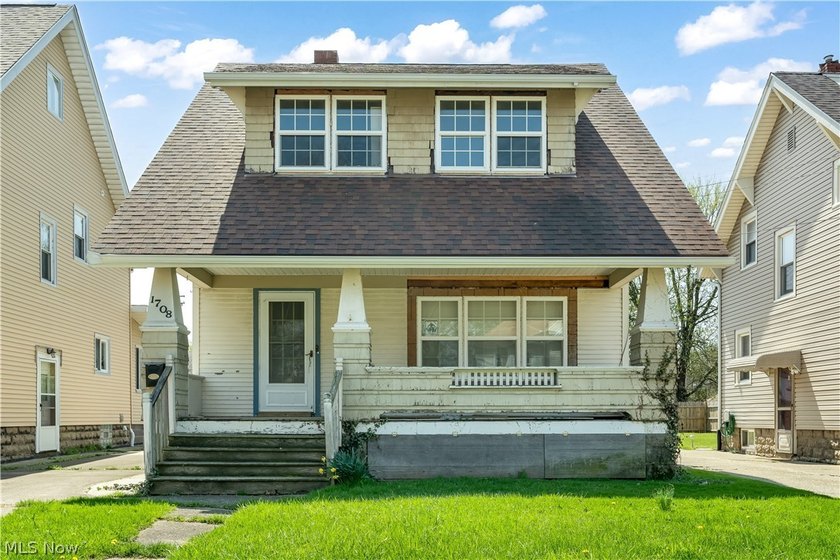 Unlock the potential south of the Harbor! Positioned just a - Beach Home for sale in Ashtabula, Ohio on Beachhouse.com