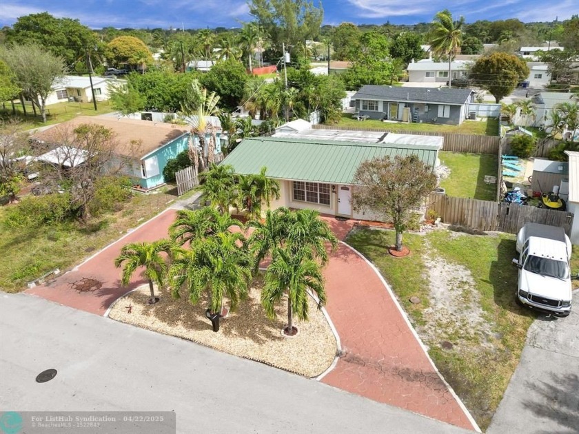 Discover Your Pompano Beach Paradise! This charming 3-bedroom - Beach Home for sale in Pompano Beach, Florida on Beachhouse.com